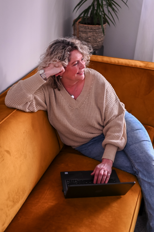 Image at leftside of section.